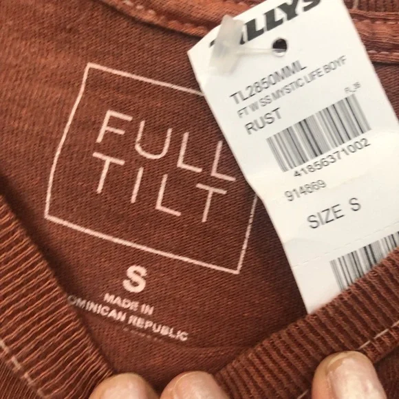 NWT Tilly Mystical Life Tee Size Small - Picture 3 of 4